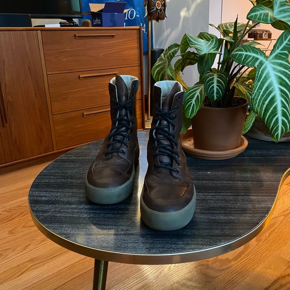 Designer Maison Margiela boots size 9 1/2 US (43 EU)